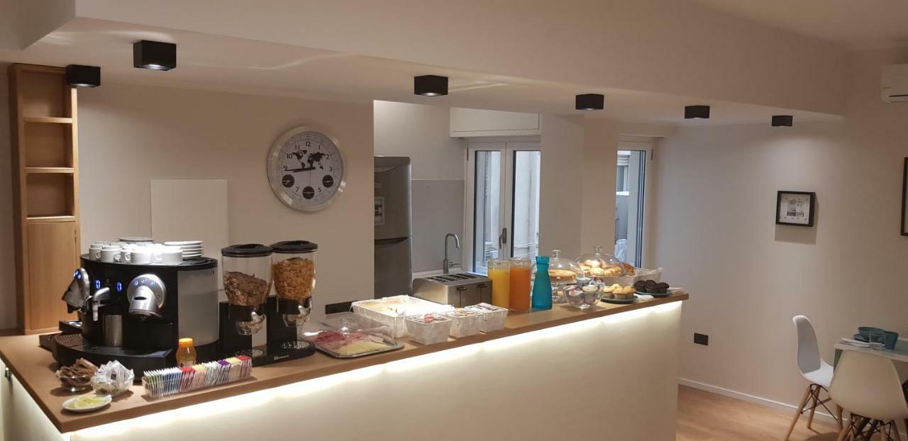 Eva Luxury Rooms Каляри Екстериор снимка