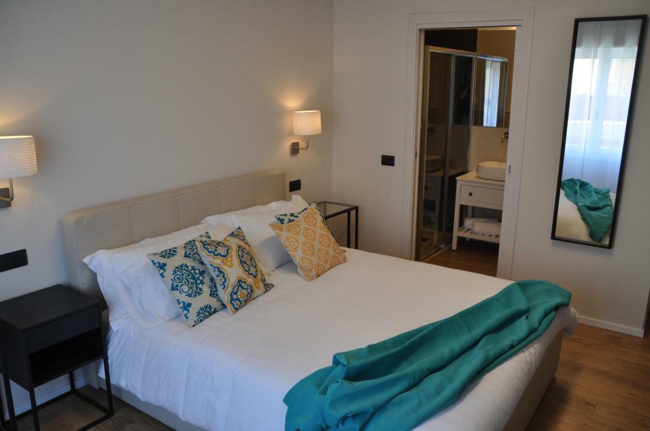 Eva Luxury Rooms Каляри Екстериор снимка